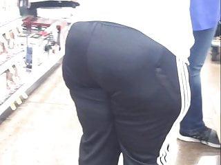 Fettärschige Milf wird von hinten gefickt