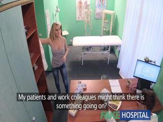 Fakehospital - blonde Milf beim ficken mit dem Arzt